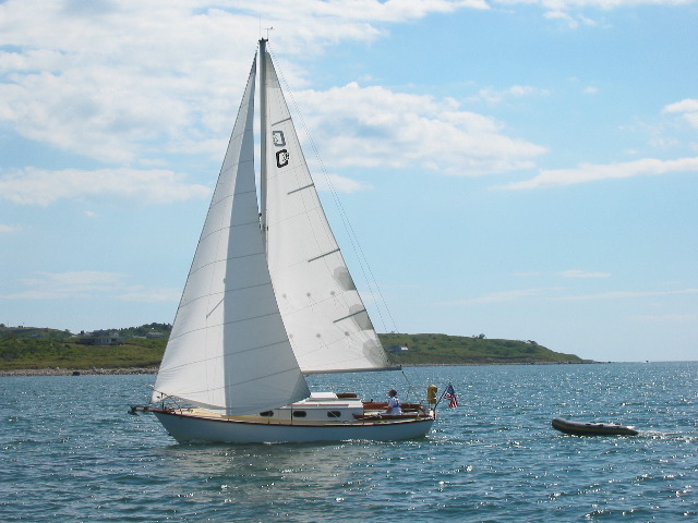 Nonesly arriving at Cuttyhunk