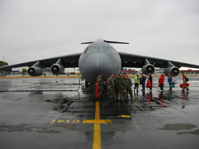 C-141 ready to fly south