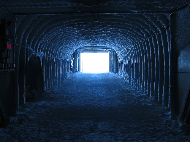 Tunnel entrance to dome (looking out)